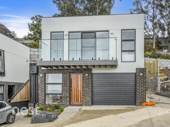 2/54 Hillside Drive BLACKMANS BAY