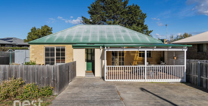 2/147A Derwent Avenue LINDISFARNE